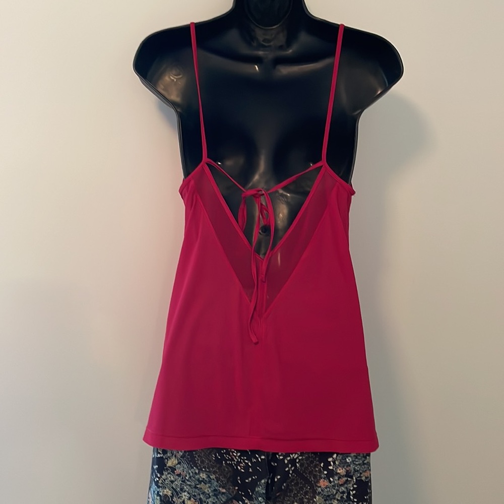 Lululemon Final Count Tank - Picture 3 of 9